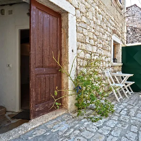 Guest house Natasa Studio