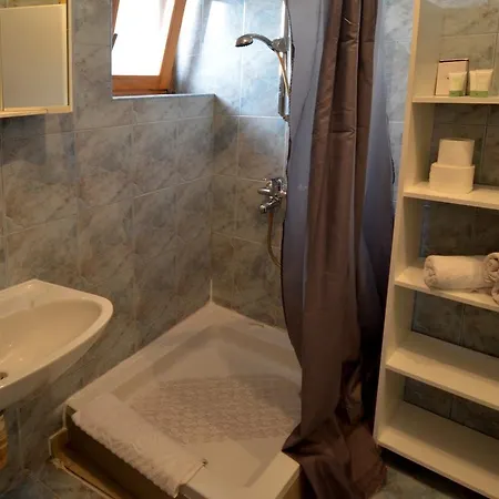 Natasa Studio 3*